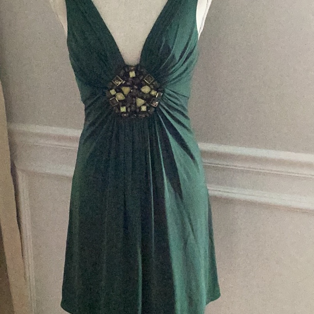 Elegant Green Sleeveless Dress
